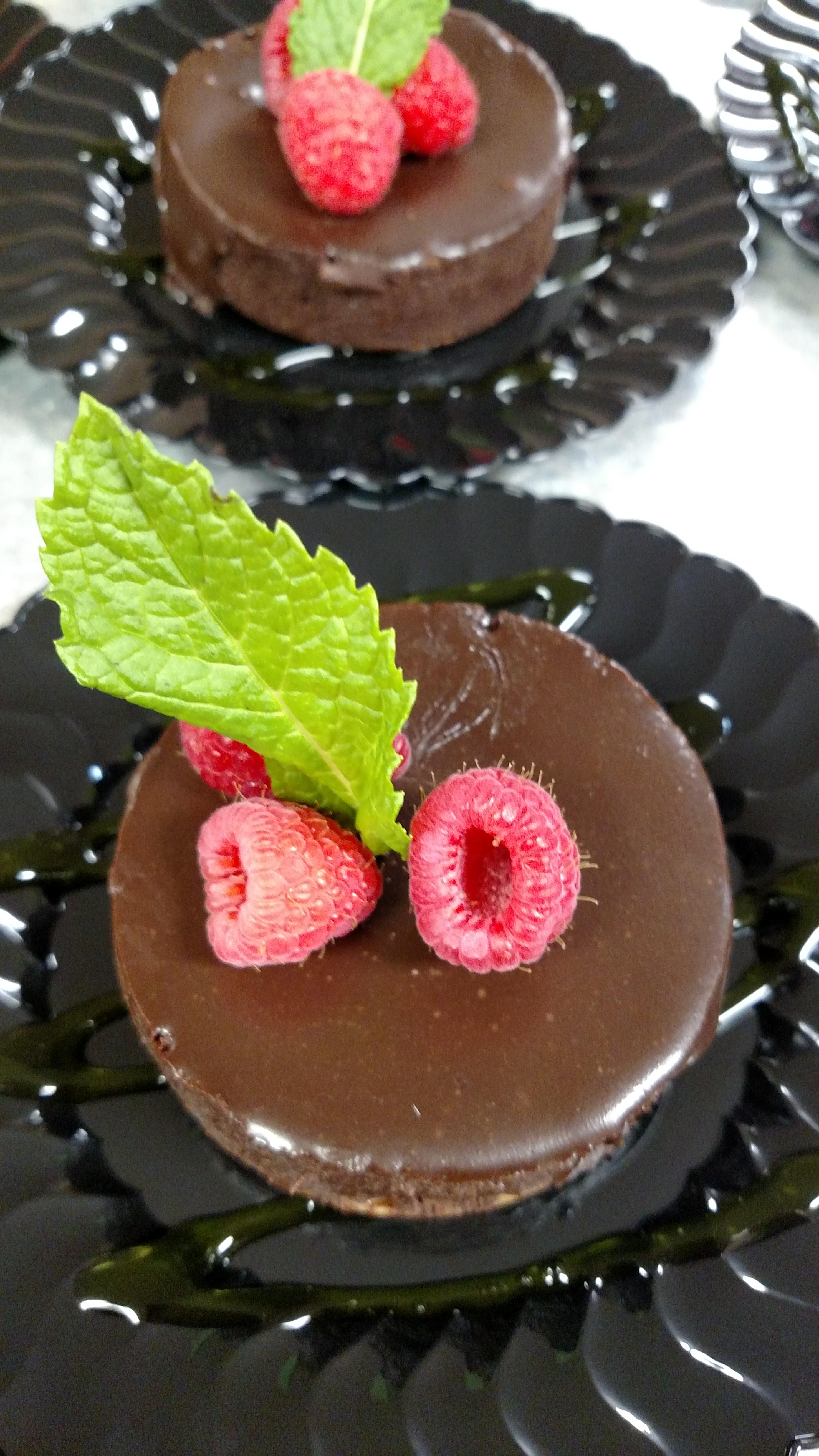 Amouche Bouche gallery image 4